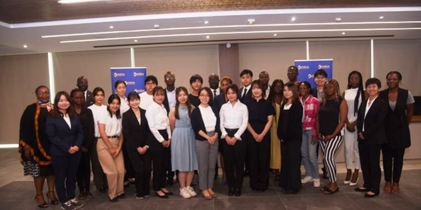 Des étudiants Japonais de Sophia University reçus par NSIA Banque Côte d'Ivoire 1 Des étudiants japonais de Sophia University ont été reçu par les dirigeants de NSIA Banque CI