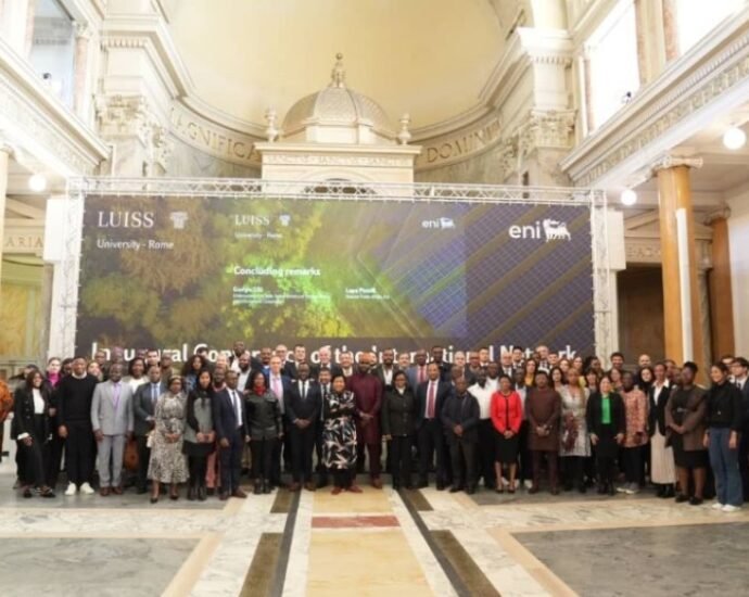 Transition énergétique en Afrique et en Côte d'Ivoire : Eni et l'université de Luiss lancent le premier réseau international 6 850 565 URU