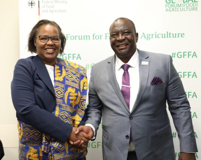 Mise en œuvre de la politique agricole, Adjoumani échange avec la Directrice du Fida 7 IMG 20240122 WA0000