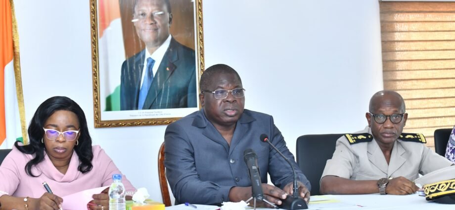 Conseil régional du Lôh Djiboua : Le budget primitif de l'exercice 2024 de la région 2.954 868 000 milliards de Francs Cfa 1 TOF AMEDE 2
