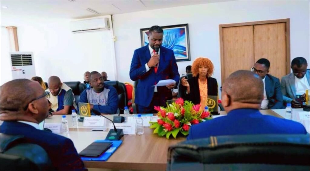 Pour leur impact dans le développement des médias et de la communication : Sahifoulaye Koné et Amy CISSOKO de la RTI récompensés aux Prix d'Excellence 2023 4 photo 2 2