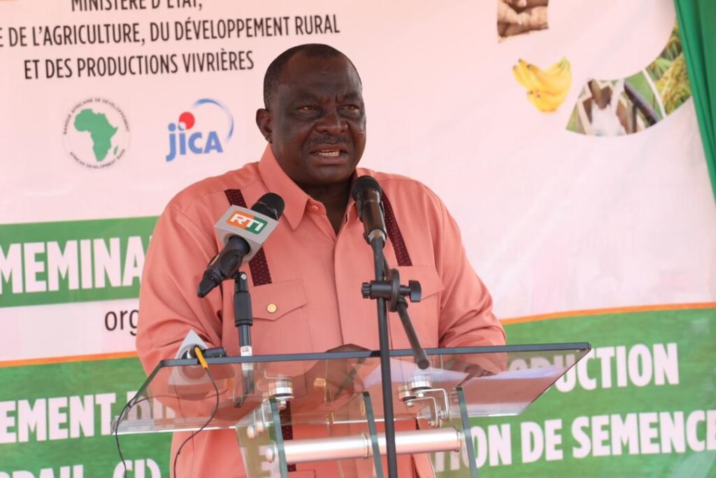 Perturbations de l'approvisionnement en intrants alimentaire : Adjoumani lance le Programme de Production d’Urgence (2PAU-CI) à Gagnoa 2 ADJOUMANI