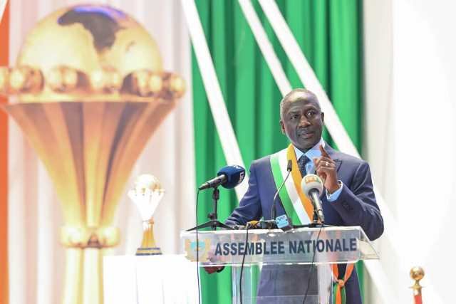 Les Éléphants reçus par Adama Bictogo et les députés à l'Assemblée Nationale après leur sacre à la CAN de l'Hospitalité 7 Adama Bictogo demande que les tensions entre la FIF et les supporters s'apaisent