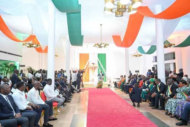 Les Éléphants reçus par Adama Bictogo et les députés à l'Assemblée Nationale après leur sacre à la CAN de l'Hospitalité 3 WhatsApp Image 2024 02 15 at 16.49.45