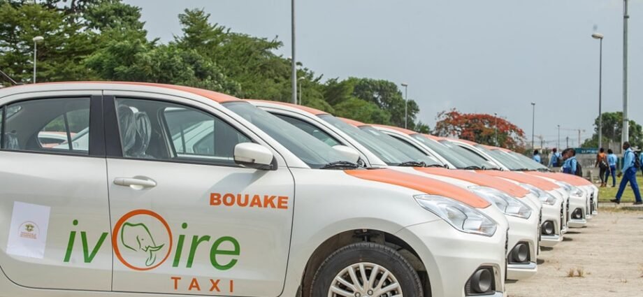 Renouvellement du parc automobile : Encore 60 taxis Ivoire mis à la disposition des jeunes de plusieurs villes 1 TOF AUTO