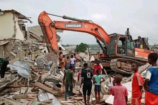 Editorial : Opération de déguerpissement dans le District Autonome d’Abidjan, des mesures qui tombent à point nommé ? 1 Le consensus sur la nécessité de cette opération de déguerpissement est clair. Cependant, la méthode dérange...