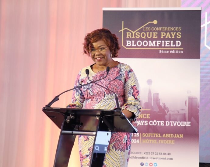 Viabilité de la dette : La Côte d’Ivoire est à risque de surendettement modéré selon Nialé Kaba 8 dette ivoirienne est sujet de polémique depuis un certain temps