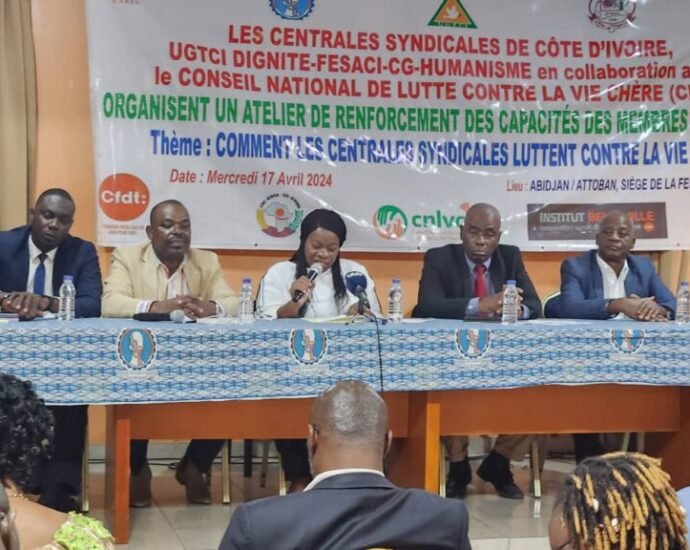 Cherté de la vie : Le CNLVC outille les centrales syndicales pour une meilleure appropriation des mesures gouvernementales 9 TOF VIE CHERE