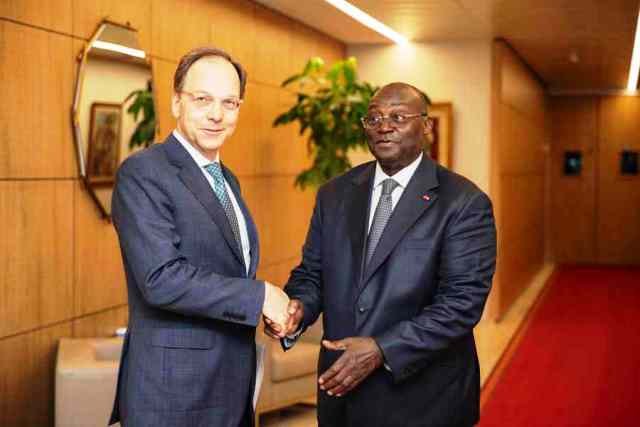 Le FMI accorde un nouveau financement à la Côte d'Ivoire 9 FMI conditionne ce financement à des hausses d'impôts