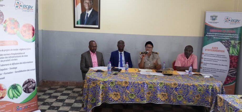 Levée de suspension temporaire d'exportation de produits vivriers : l’OCPV et la direction régionale du commerce de l'Indenié-Djuablin sensibilisent les populations 1 photo Abengourou
