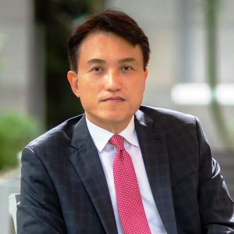 Woochong Um est un ancien de la banque Asiatique de Développement