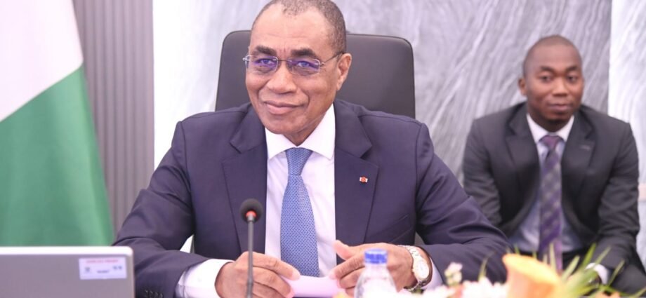 TOF MINISTRE ADAMA