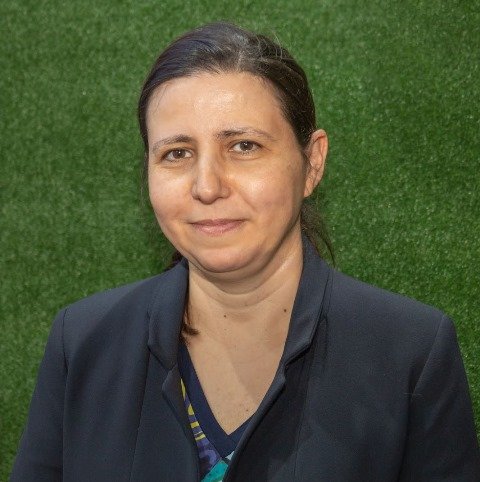 Safia Faraj est la première femme à ce poste