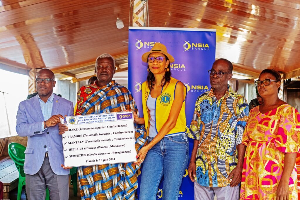 Photoreportage : NSIA Banque CI investit dans le reboisement de la Côte d'Ivoire 4 DANI2136
