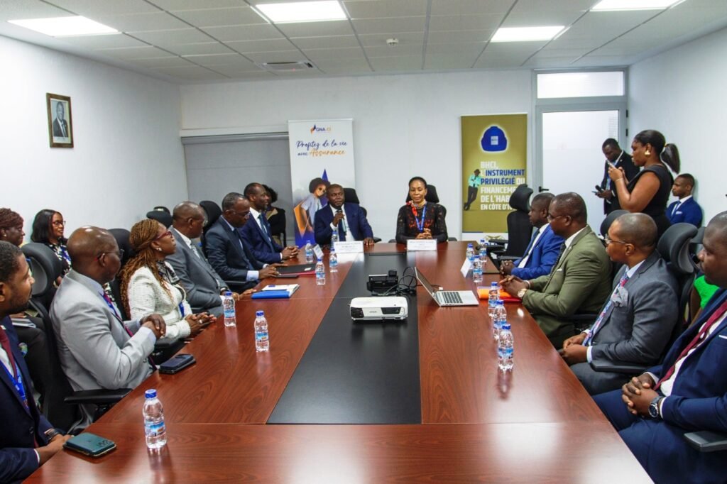BHCI et GNA-CI renforcent leurs positionnements dans la banque-assurance 2 WhatsApp Image 2024 06 12 at 17.35.56 2