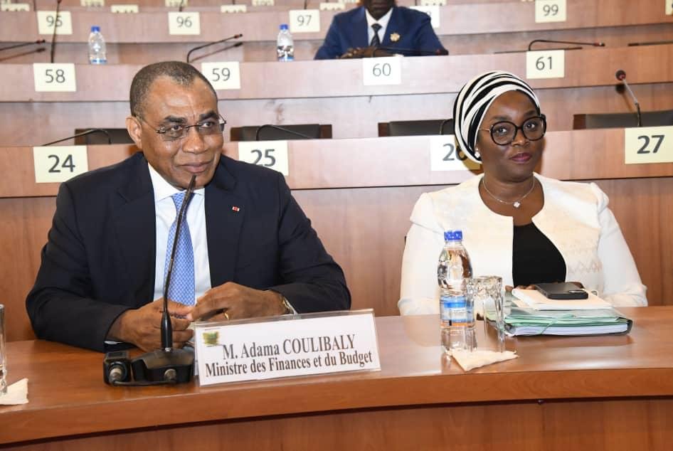 Adama Coulibaly présente les perspectives économiques Ivoiriennes pour les 03 prochaines années 4 WhatsApp Image 2024 06 26 at 09.40.20 1 1