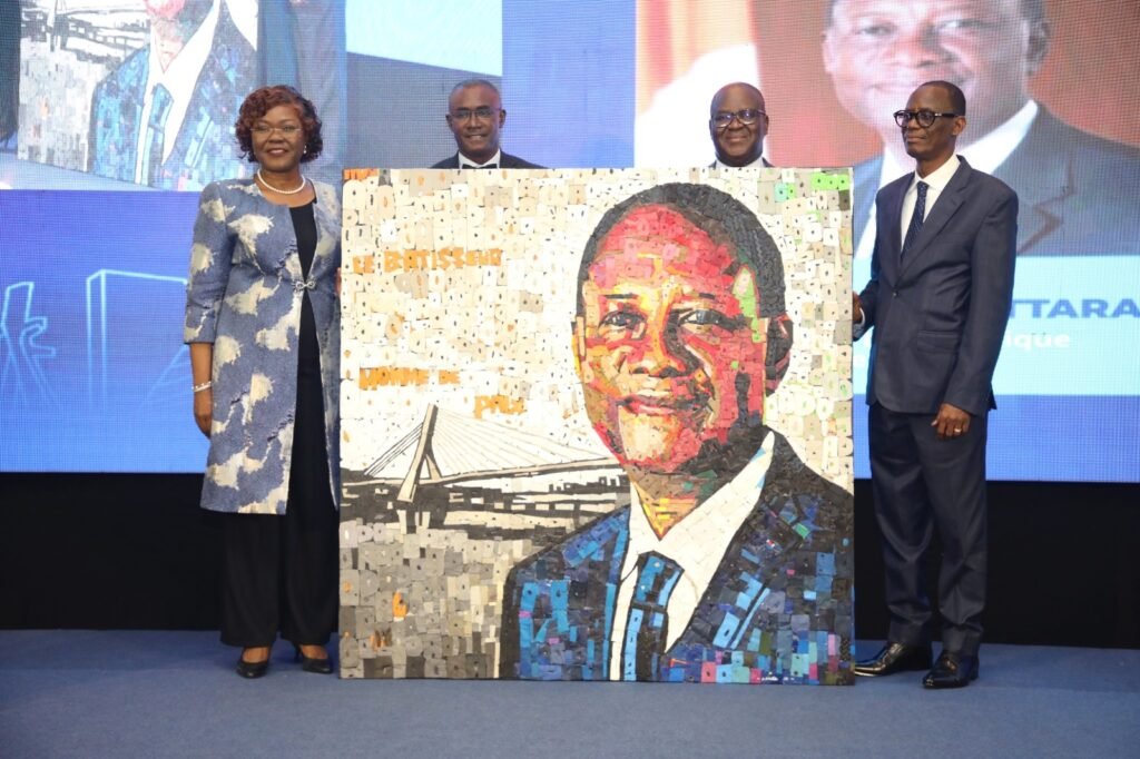 Dynamisme du marché financier régional : Nialé Kaba reçoit un prix spécial de la BRVM 2 photo Kanba Niale 2