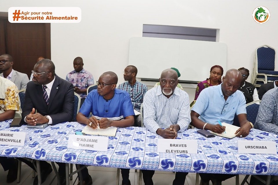 Approvisionnement de moutons et bœufs pour la Tabaski : Le gouvernement prévoit 139 000 moutons et 30 000 bœufs pour le District d’Abidjan 4 photo Sidi Toure 4