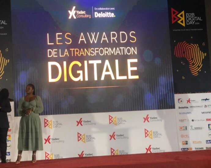 Les Awards de la transformation digitale: VEONE CENTRALBILL rafle le prix de la meilleure innovation digitale 6 photo prix 2