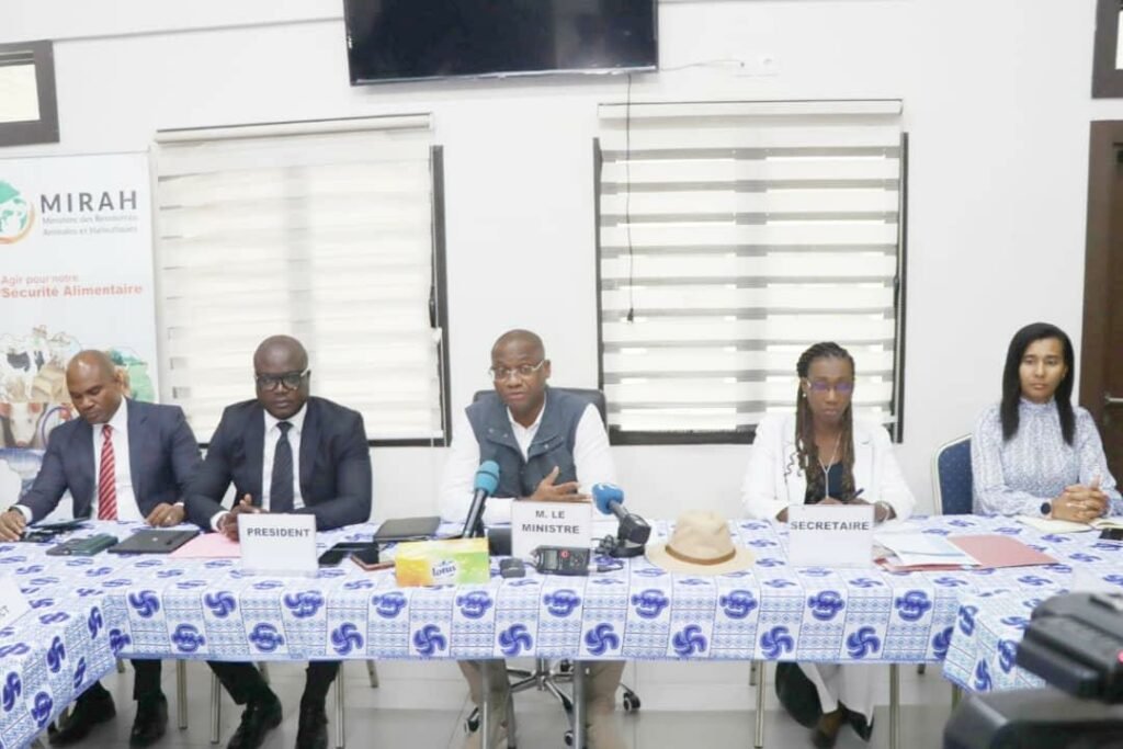 Approvisionnement de moutons et bœufs pour la Tabaski : Le gouvernement prévoit 139 000 moutons et 30 000 bœufs pour le District d’Abidjan 2 photo tabaski