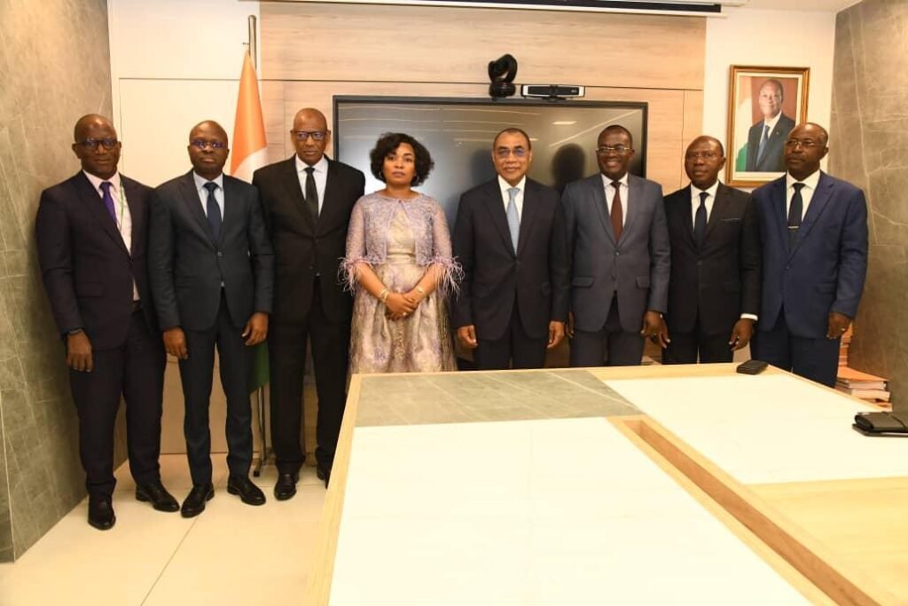 Adama Coulibaly reçoit la PCA de la CICA-RE 3 WhatsApp Image 2024 07 03 at 10.19.51