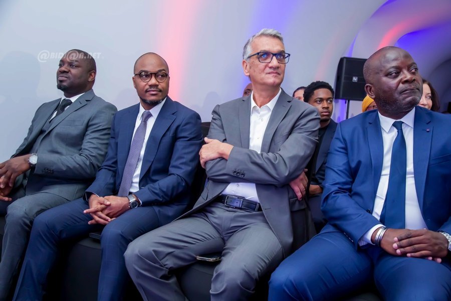 Aitek célèbre ses 20 ans ! 4 ceremonie douverture de l edition 2024 du sommet de l innovation de aitek pcisyeqf52