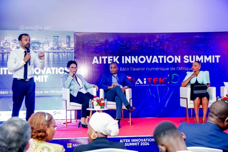 Aitek célèbre ses 20 ans ! 11 ceremonie douverture de l edition 2024 du sommet de l innovation de aitek vhyh36692im