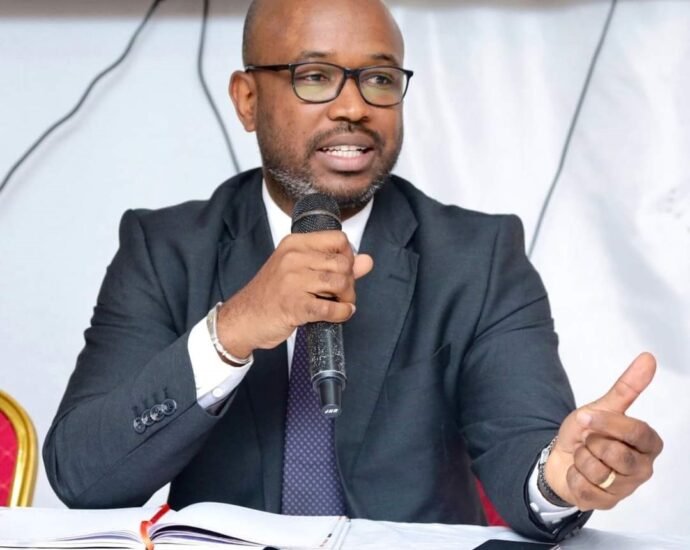 Attestation de droit d’usage coutumier : Le Directeur du domaine urbain invite la communauté villageoise de Bidjan-Té à se l’approprier 8 village 8
