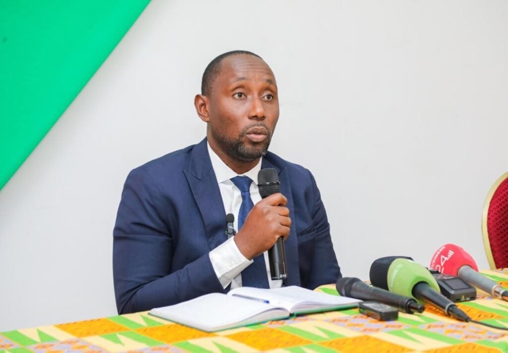 Diallo Abdoulaye, directeur du Domaine Urbain aux chefs du village : « La réforme de l’ADU n’arrache aucun pouvoir foncier aux chefs coutumiers » 2 panel 5