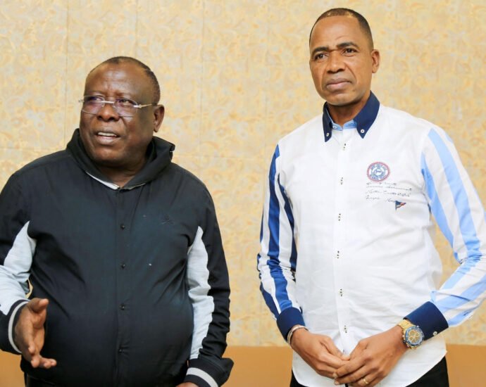 Aménagement urbain : Yamoussa Coulibaly reçu en audience par le ministre-Gouverneur Cissé Ibrahima Bacongo 10 photo Yamoussa 1