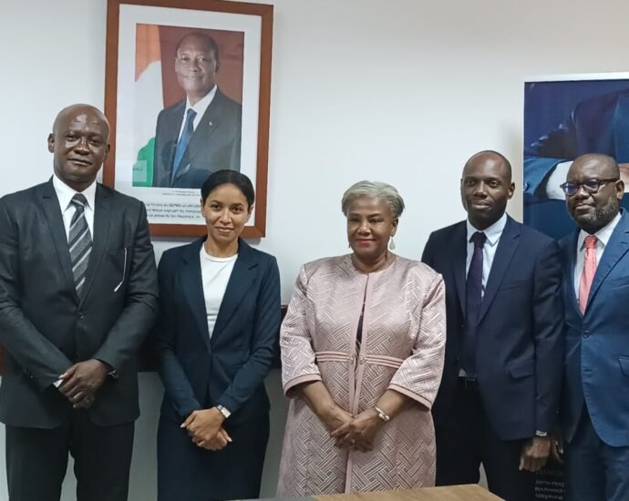 Implantation d’un pôle agro-pastoral à Bouaké et Taabo Tiassa : Le CEPICI signe une convention avec deux importantes entreprises 7 photo cpici
