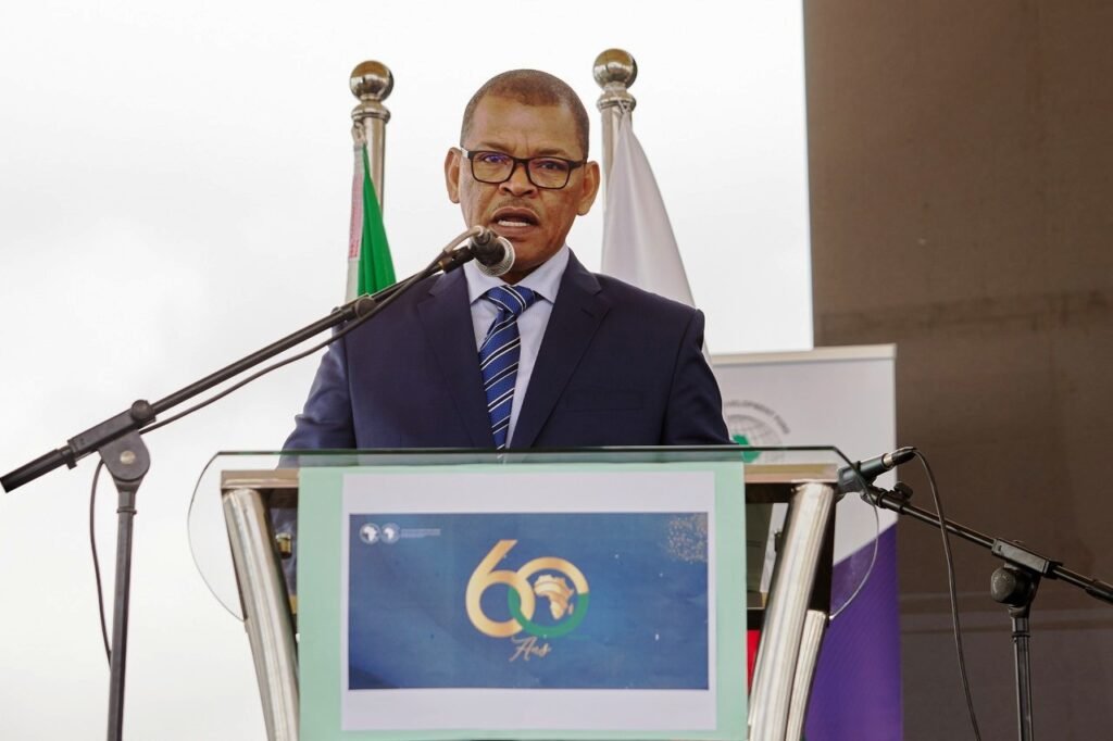 La BAD accorde plus de 39 milliards FCFA à Madagascar 3 BGWQGQfjXwAAEwuH