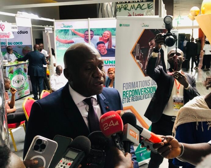 Relance du Coco en Côte d’Ivoire : Un appel à investir pour le développement de la filière lancé 10 photo filiere coco 1 1