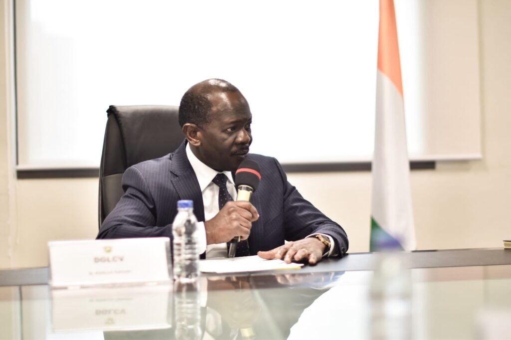Programme présidentiel de construction de logements sociaux : Le ministre Bruno Koné signe un mémorandum d'entente avec une délégation de l’entreprise qatarie SAKAN 6 photo ministre 3 4