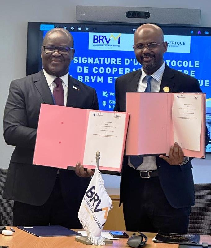 ShafDB et la BRVM signent un accord historique 3 BRVM SHELTER 01