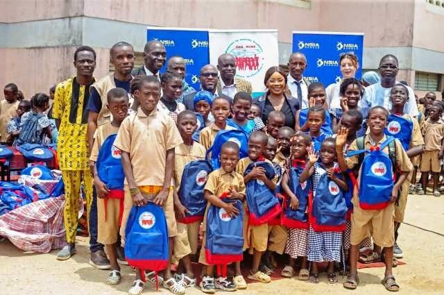 NSIA Banque CI apporte sa contribution en pleine rentrée des classes 1 NSIA Banque CI est engagée à l'atteinte de l'ODD 4