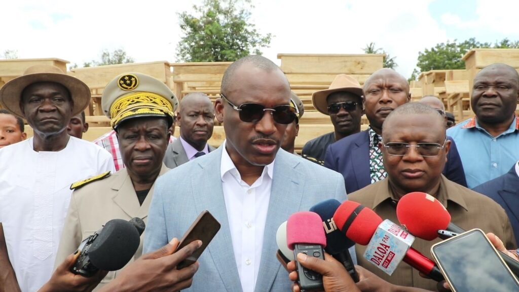 Infrastructure routière : Le ministre Mamadou Touré a annoncé 30 Km de routes en reprofilage lourd dans la ville de Daloa 3 photo Daloa 2