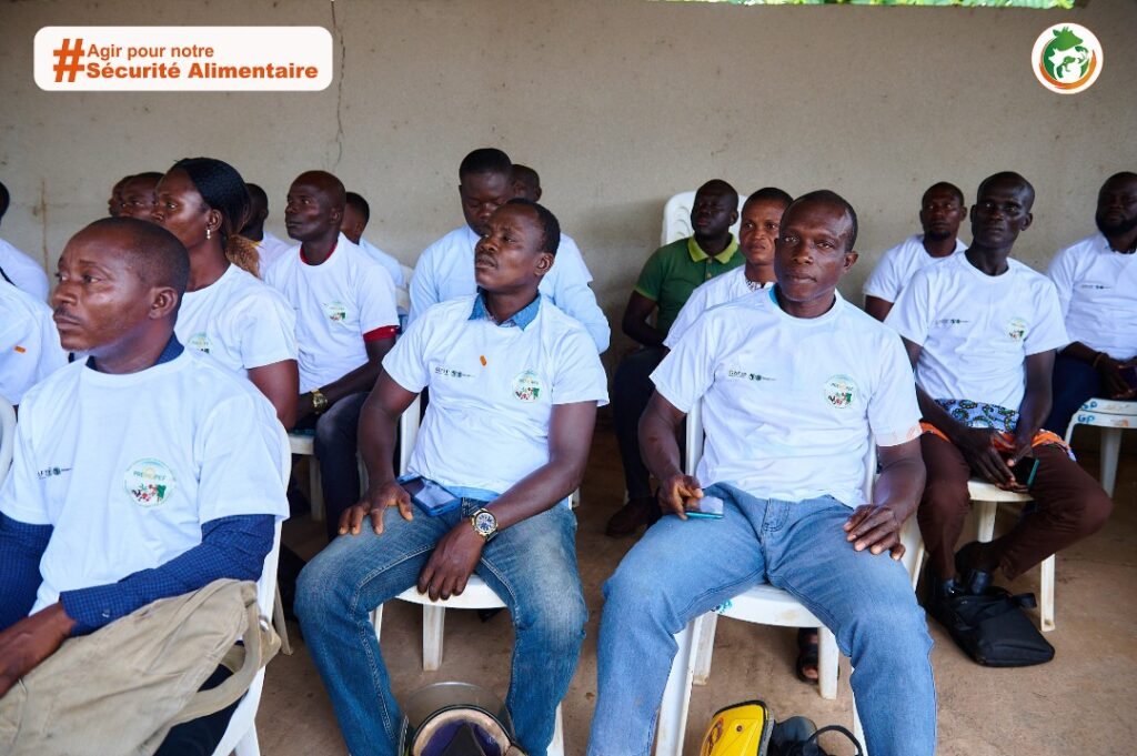 Renforcement des moyens de subsistance des éleveurs : Le ministre Sidi Touré offre des matériels roulants aux acteurs de Dimbokro 4 photo ministre 6