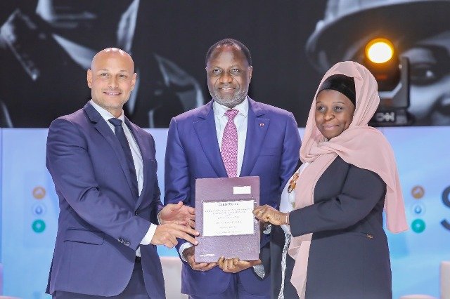 Le SIREXE est le Salon Internationale des Ressources Extractives et Énergétiques