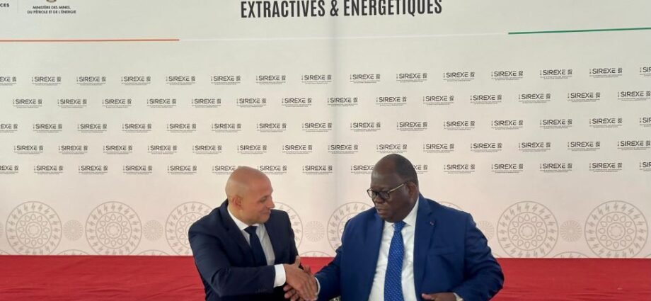 Eni signe un accord en Côte d'Ivoire pour la protection et la restauration de 14 forêts sur 155 000 hectares 1 TOF ENI ACCORD