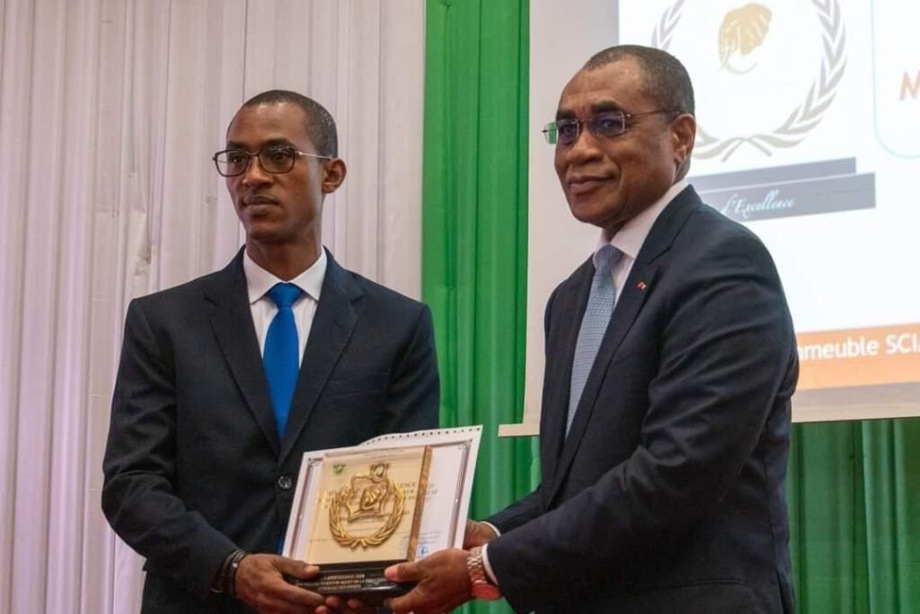 Célébration de l’excellence au ministère des Finances et du Budget : Les Lauréats du prix national d’excellence 2024 mis à l’honneur 4 budget 6