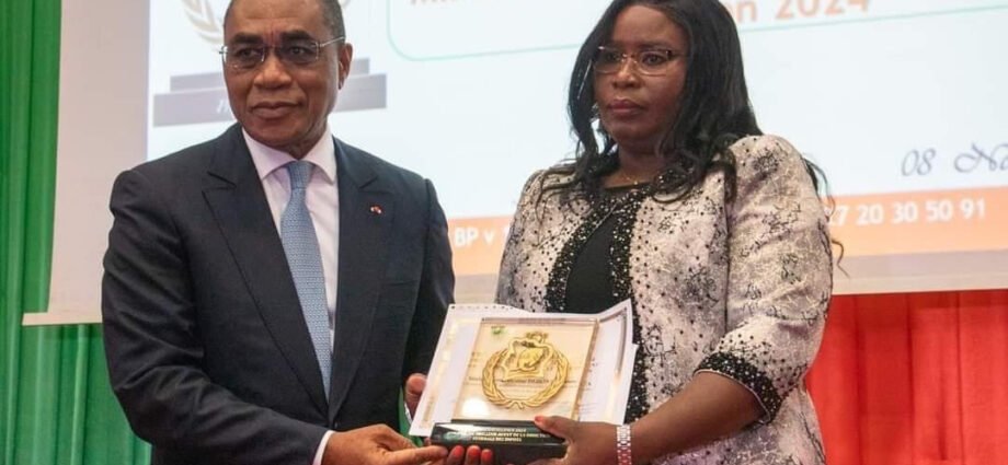 Célébration de l’excellence au ministère des Finances et du Budget : Les Lauréats du prix national d’excellence 2024 mis à l’honneur 1 budget 7