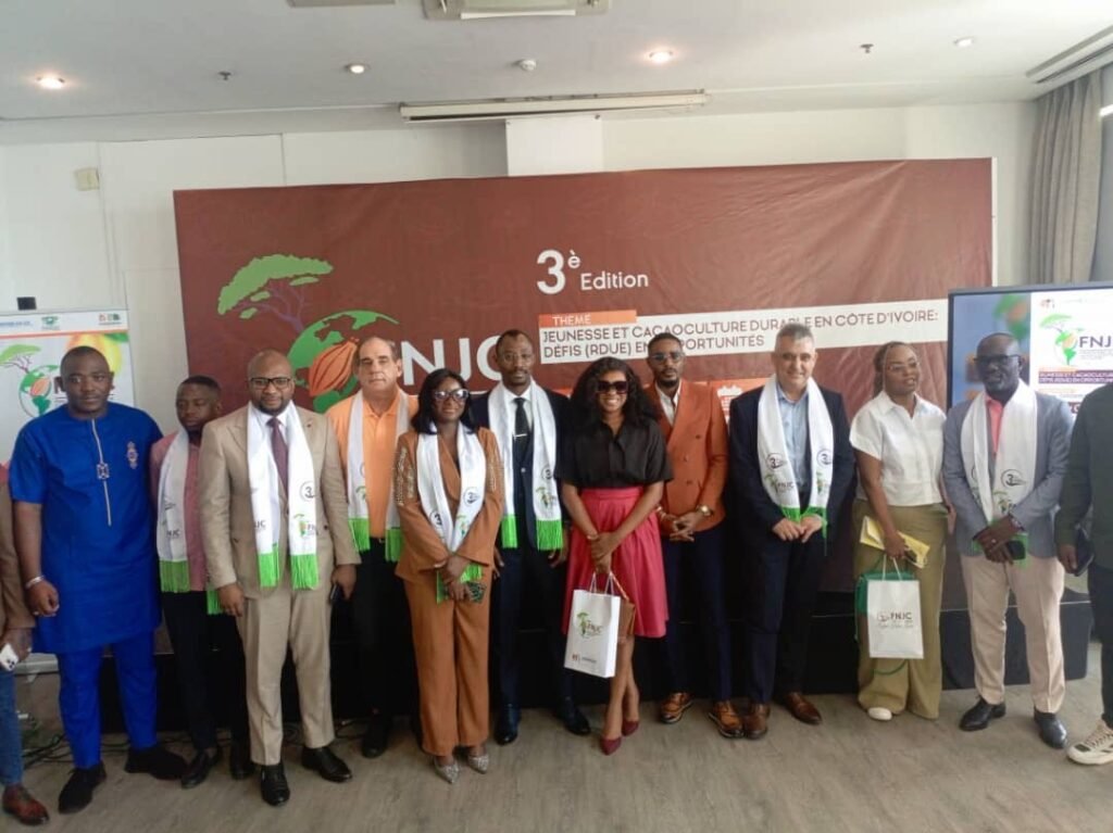 Forum national du jeune cacaoculteur et Chocolatier 2024 : Un Rendez-vous incontournable pour une cacaoculture durable en Côte d'Ivoire 3 photo cacaco 1