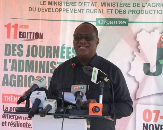 La 11e Édition des journées de l'administration agricole délocalisée (JAAD) : Un rendez-vous réussi pour l'agriculture Ivoirienne à Kong 9 phto anacarde 2