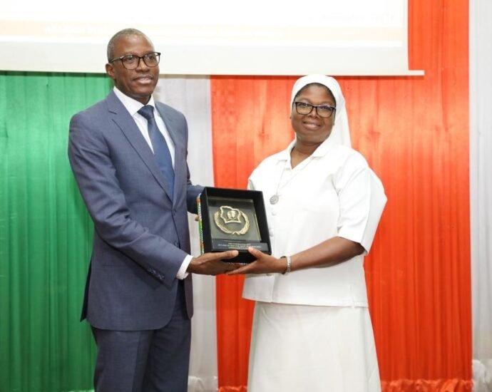 Prix d’Excellence 2024 : Les acteurs du développement et de l’économie récompensés 6 plan 6