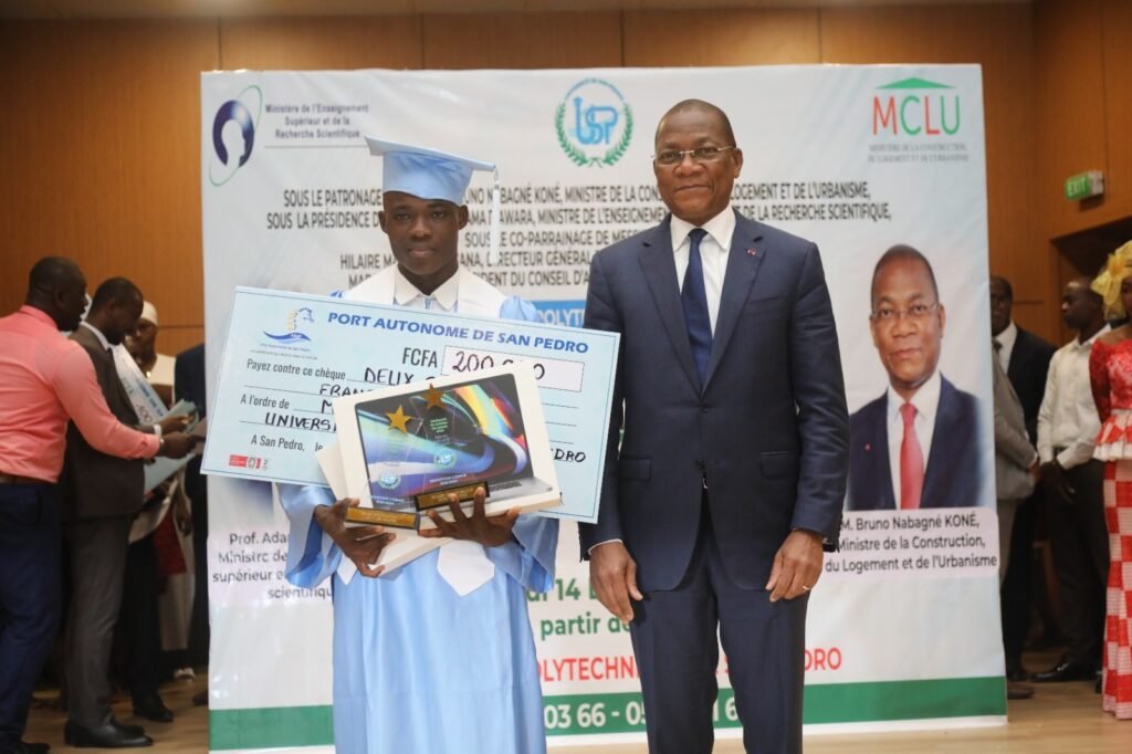 Sortie de la première promotion de l’Université polytechnique de San-Pédro : Une victoire pour l’avenir de la Côte d’Ivoire selon le parrain Bruno Koné 2 BNK 1