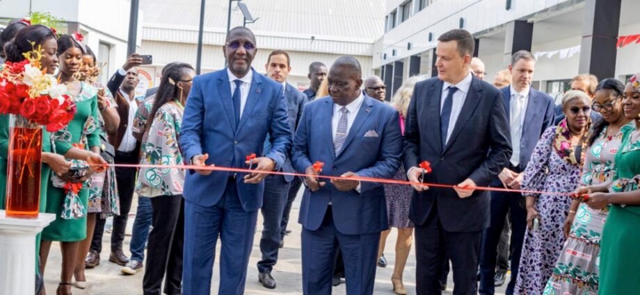 Transformation du cacao : SACO inaugure sa nouvelle chocolaterie et célèbre 60 ans d’innovation 1 photo cacao 1