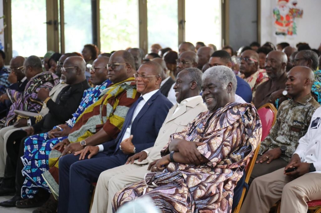 Réforme foncière en Côte d'Ivoire : Un délai de 3 mois accordé pour les détenteurs d'attestation villageoise 3 PHOTO DEJEUNER 4