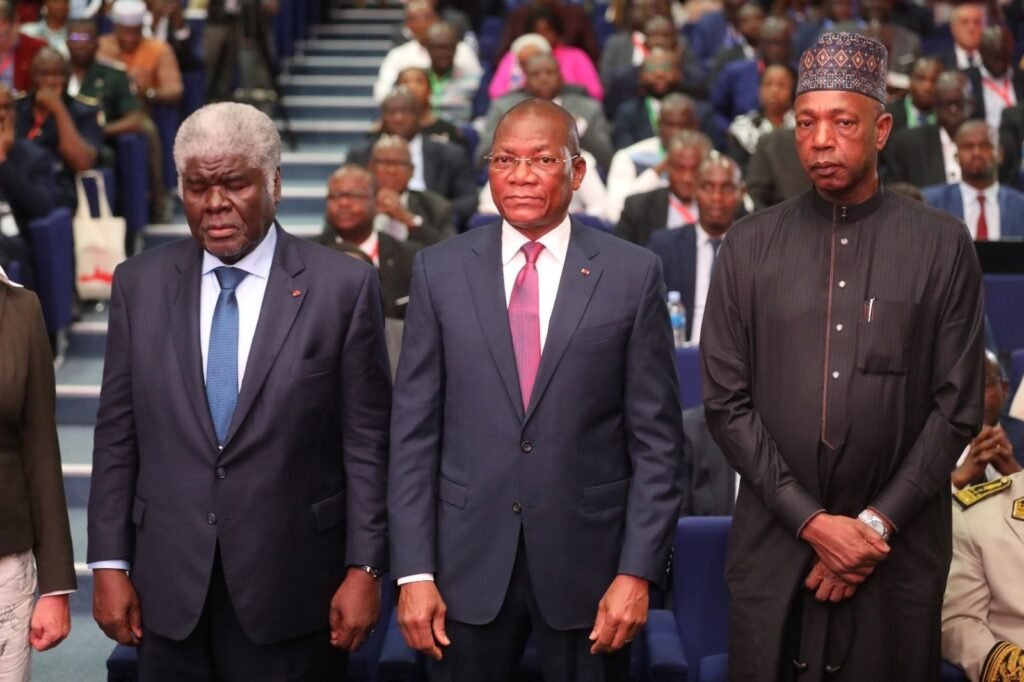 Les Défis et opportunités du logement abordable en Afrique Francophone : L’appel à l’action du Premier ministre Robert Beugré Mambé 3 TOF MAMBE BRUNO