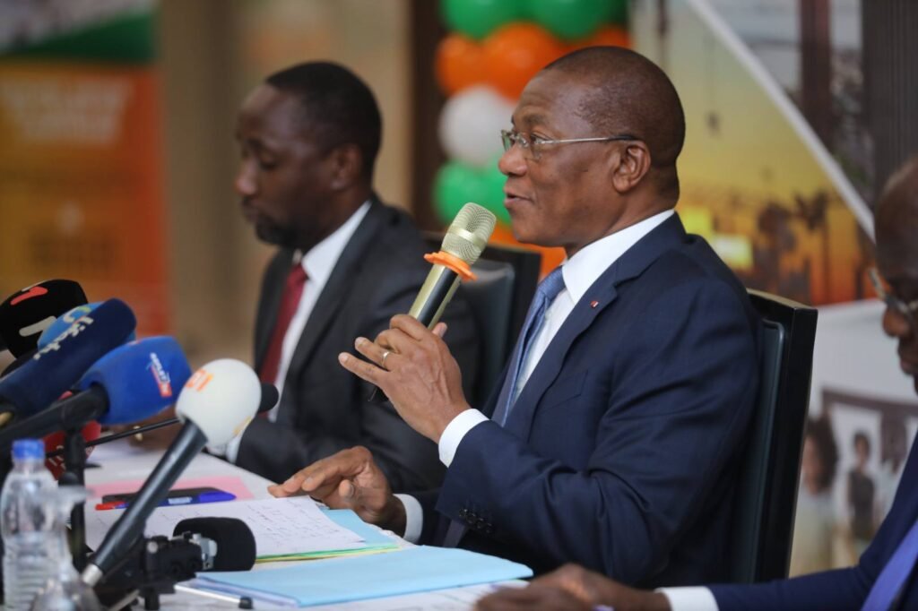 Foncier urbain en Côte d'Ivoire : Bruno Koné encourage l'acquisition de terrains approuvés 9 photo Bruno Kone 7